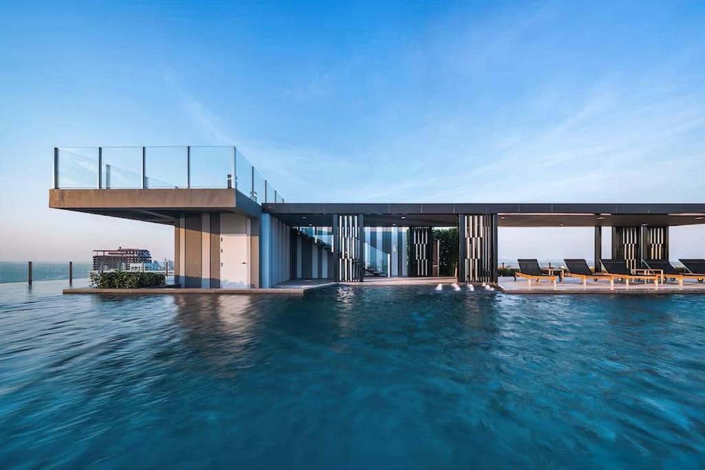 Sea View & Infinity Pool Of Паттайя